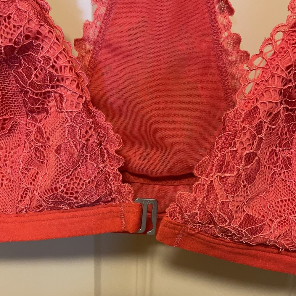 Red, Razorback bralette - Picture 4 of 4